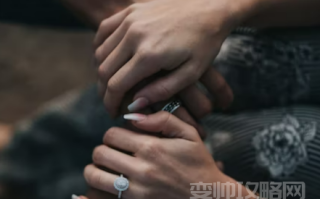 结婚纪念日朋友圈文案（温馨浪漫的秀恩爱文案）