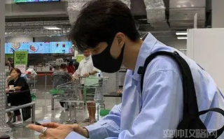 男生穿搭怎么学（如何学会穿衣打扮自己）
