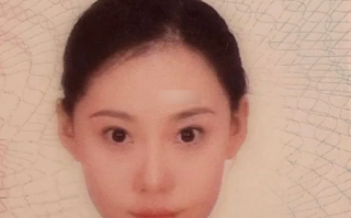 拍身份证照片穿什么颜色衣服（拍身份证照片有什么要求吗）