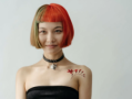 女生给你发自拍是什么意思？女生主动发自拍给你什么意思